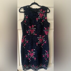 NWOT DKNY Sheath Dress Navy‎ Pink Lace Embroidered Overlay Size 10.